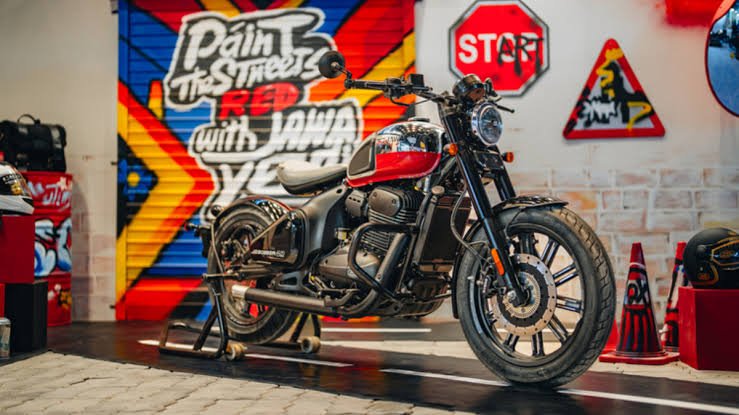 Jawa 42 Bobber Red Sheen